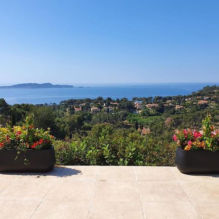 Pretty House With Sea View On The Hy Res Villa อิแยร์ ภายนอก รูปภาพ